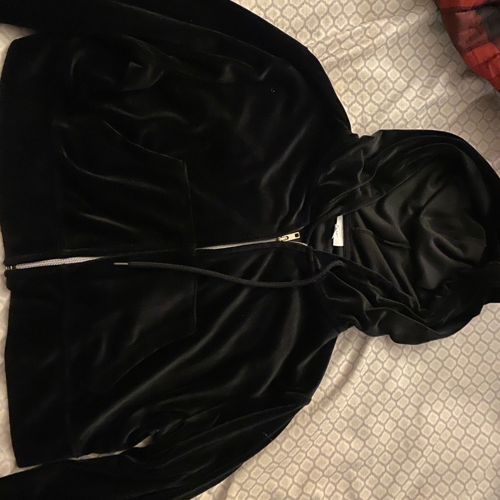 Black cropped jacket
